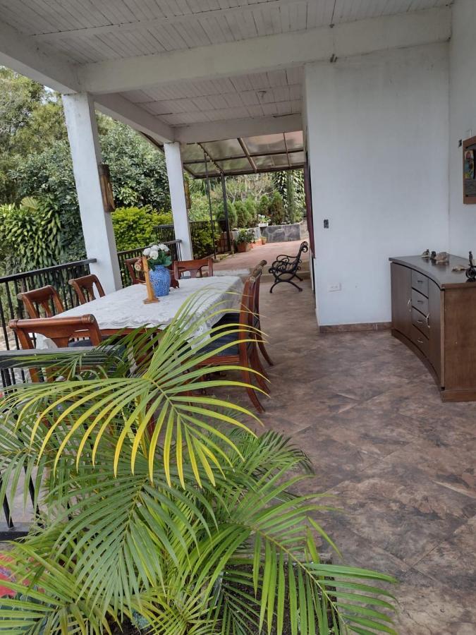 Finca Exclusividad Familiar O Grupo De Amigos Capacidad Hasta 12 Personas Calles En Placa Huella, Caminata Ecologica Alban  Zewnętrze zdjęcie